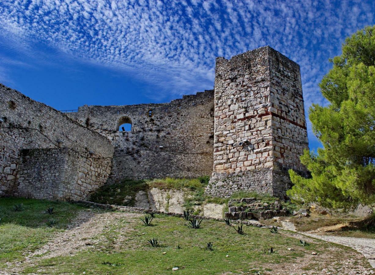 Guest House Genti Berat Dış mekan fotoğraf